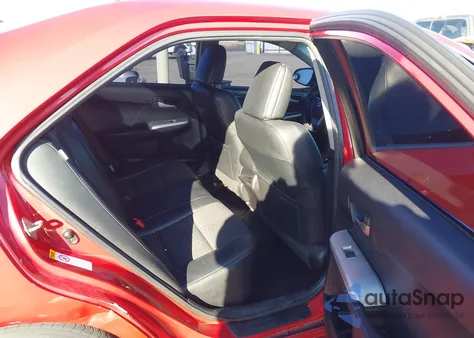 2014 Toyota Camry Se z USA, uszkodzony, nr VIN 4T1BF1FK5EU777503